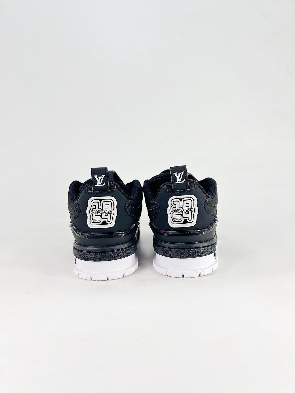 LV Skate Sneaker Black White – heel view