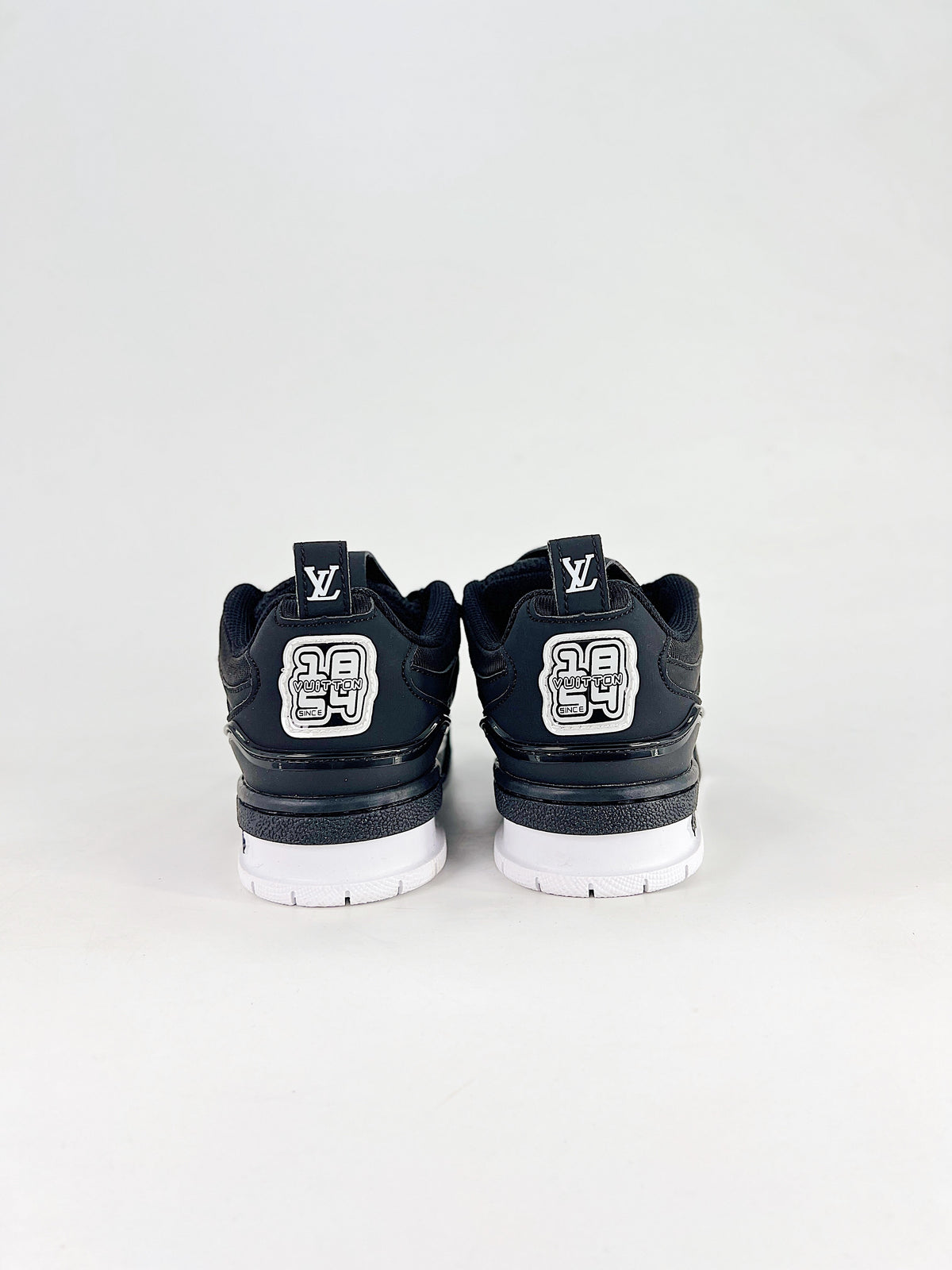 LV Skate Sneaker Black White – heel view