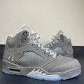 Air Jordan 5 Wolf Grey - close up toe and shark tooth midsole