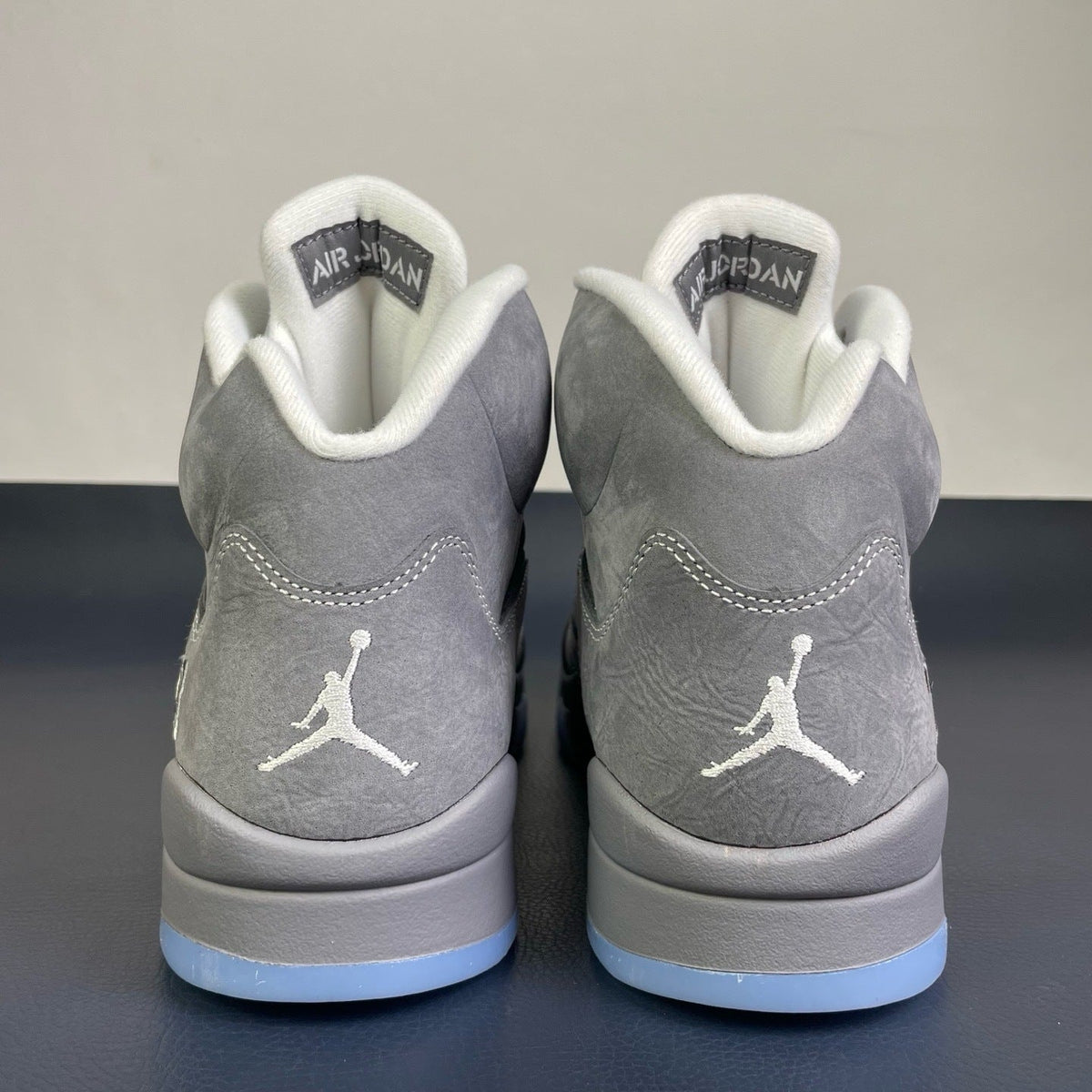 Air Jordan 5 Wolf Grey - heel view with Jumpman embroidery