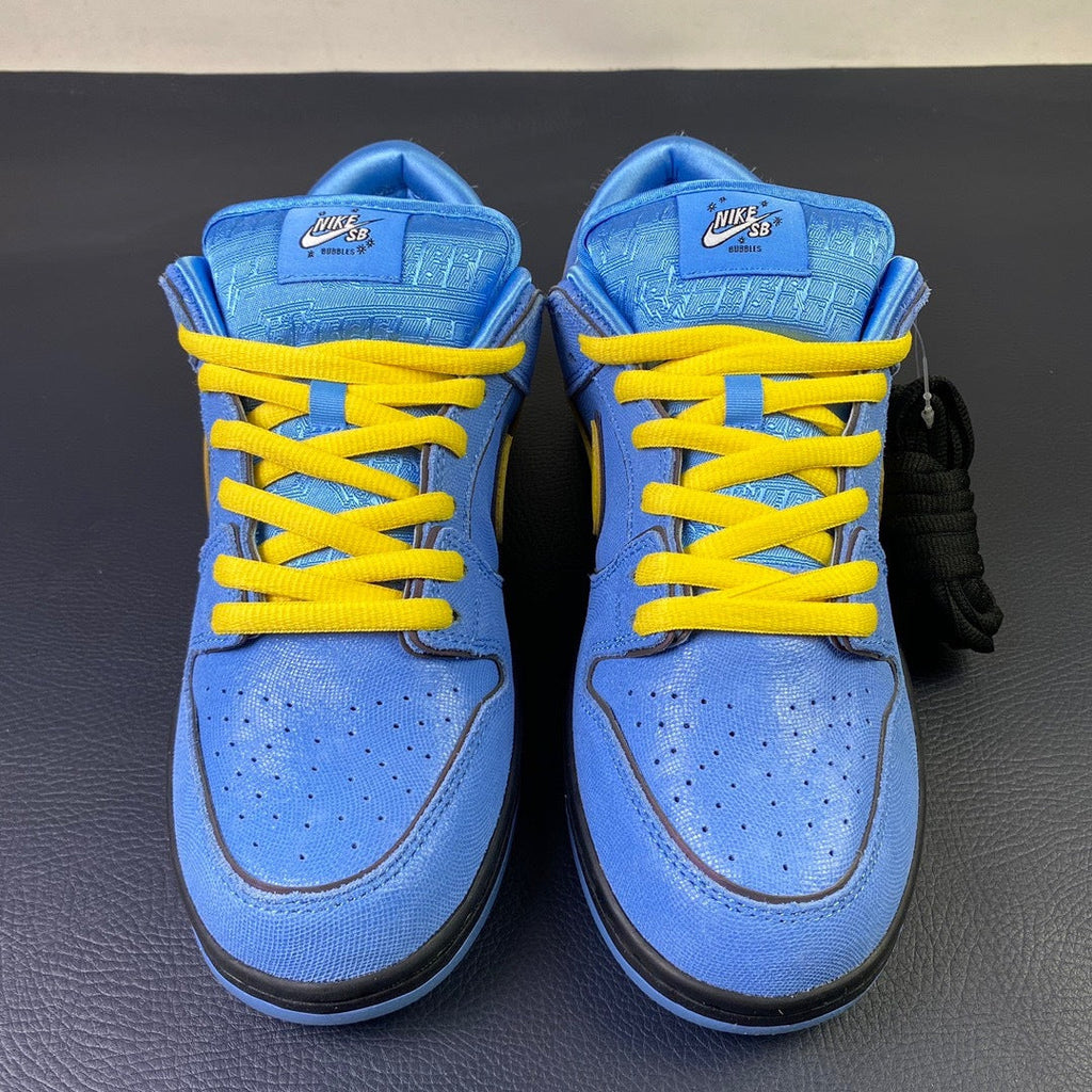 Nike SB Dunk Low Powerpuff Girls Bubbles - lateral side profile pair