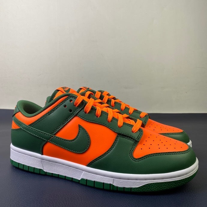 Nike Dunk Low Miami Hurricanes - Heel view pair