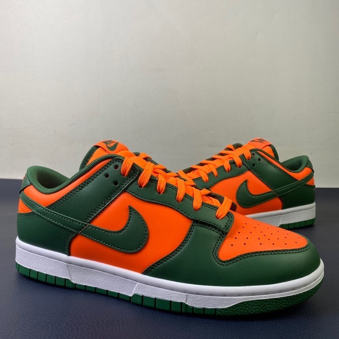 Nike Dunk Low Miami Hurricanes - Side profile single