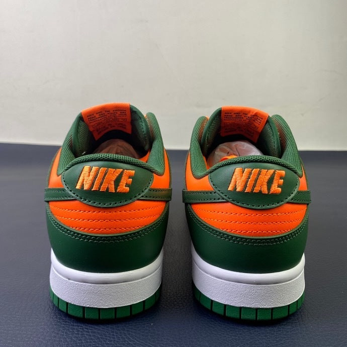 Nike Dunk Low Miami Hurricanes - Front toe view