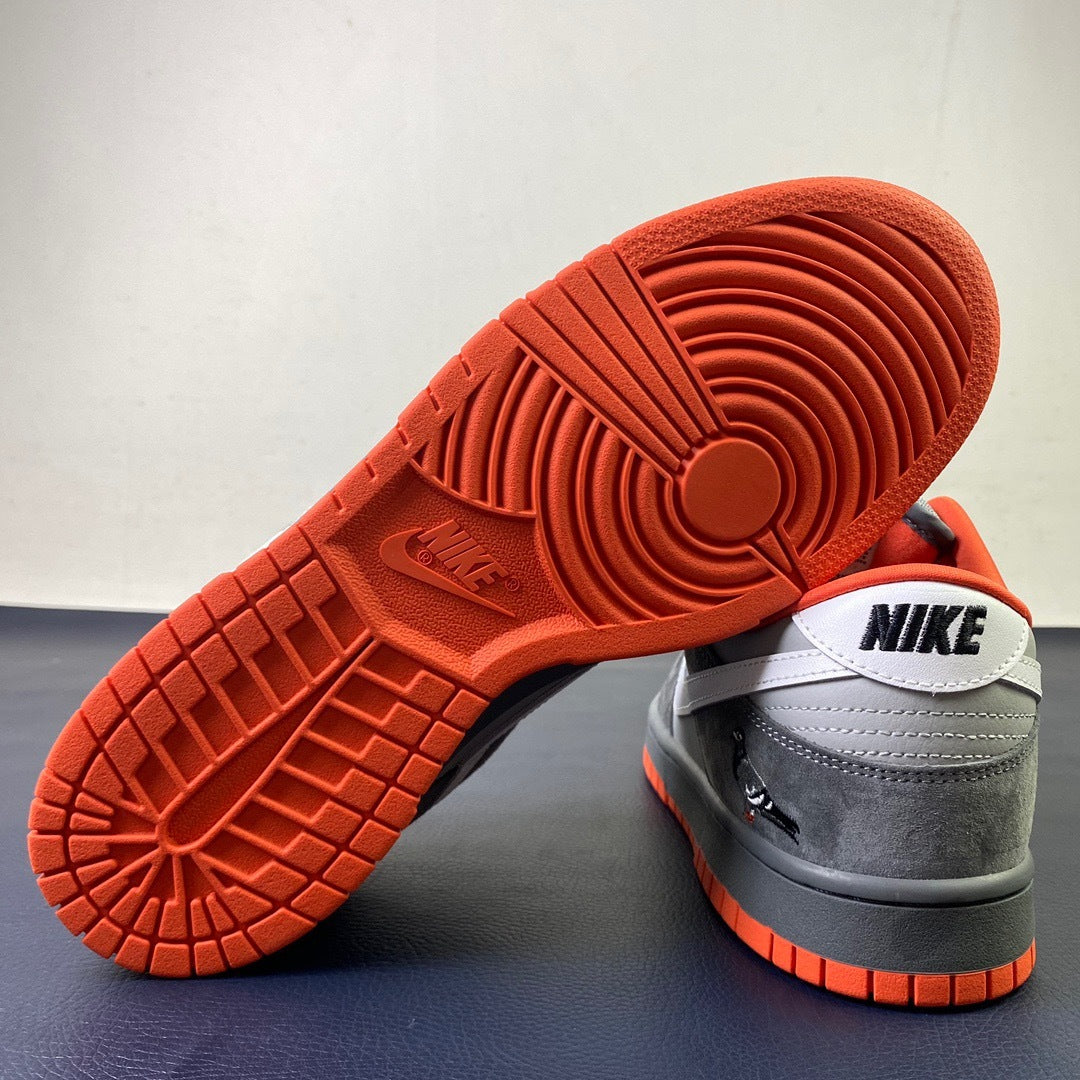 Nike SB Dunk Low Pro Pigeon - Lateral Side View