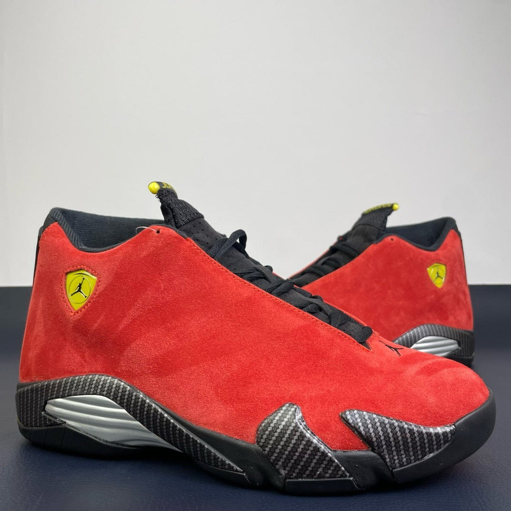 Air Jordan 14 Ferrari - Heel view