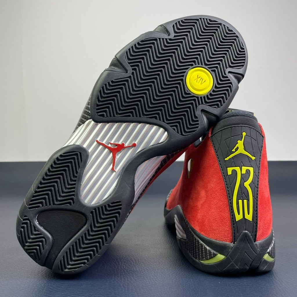 Air Jordan 14 Ferrari - Sole view