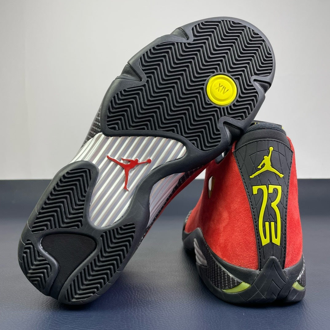 Air Jordan 14 Ferrari - Sole view