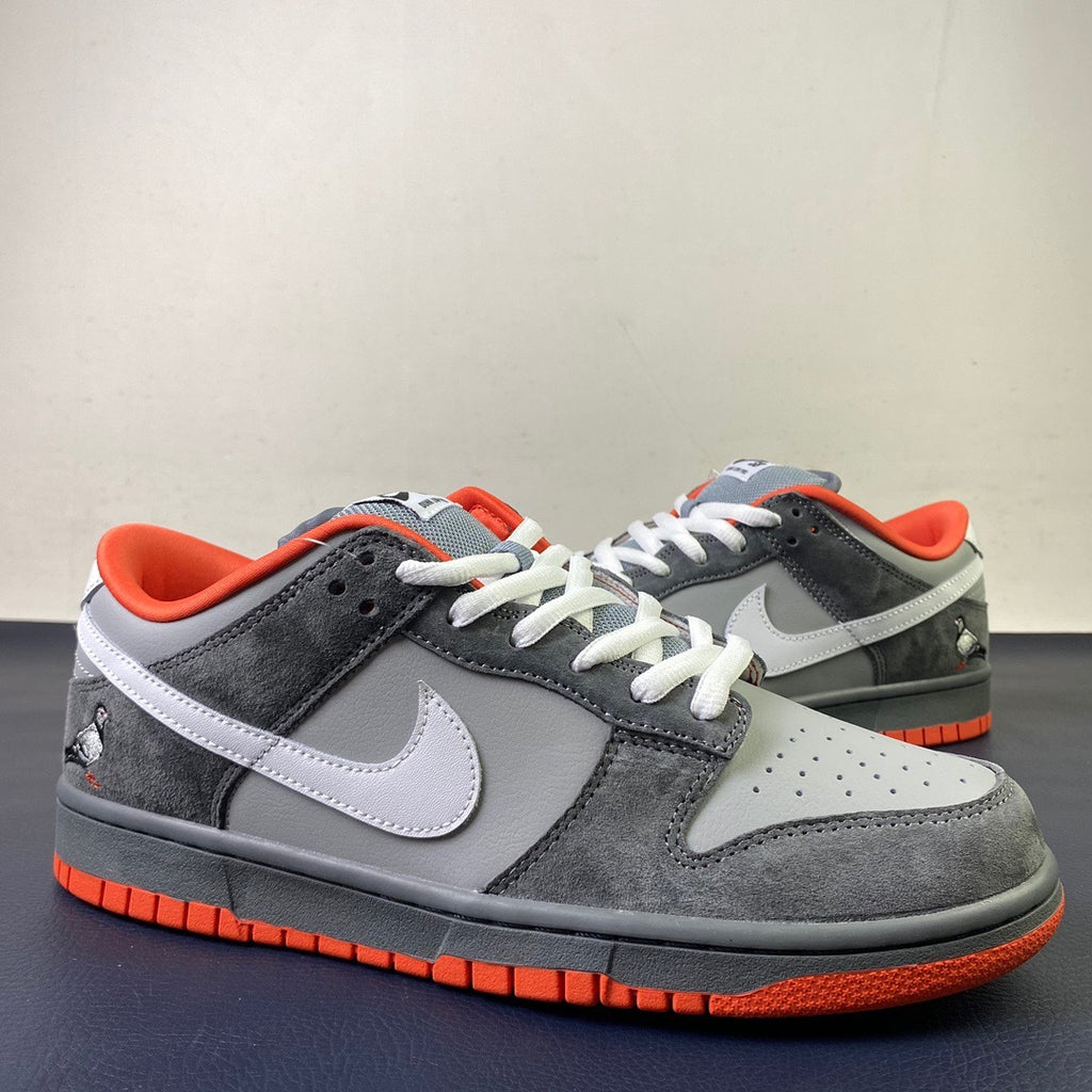 Nike SB Dunk Low Pro "Pigeon" (Grey/Orange)
