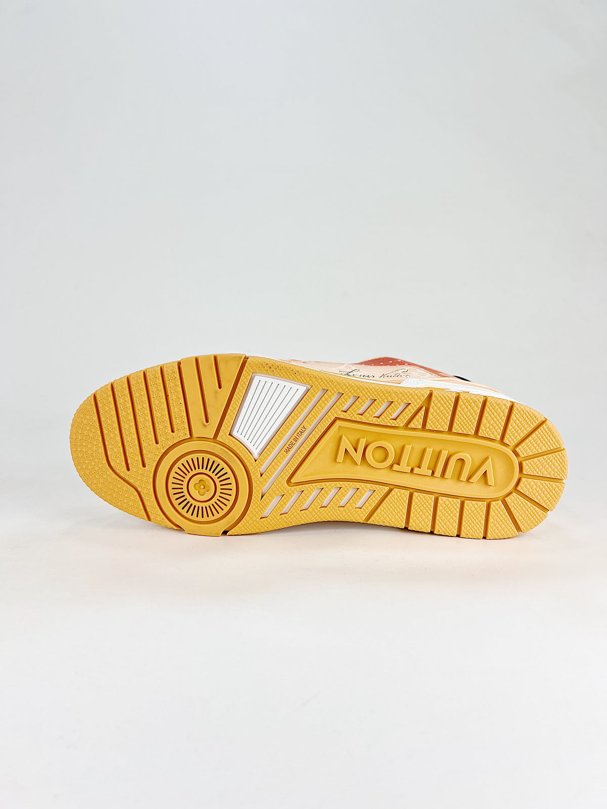 LV Trainer #54 Red Pink Yellow – additional angle