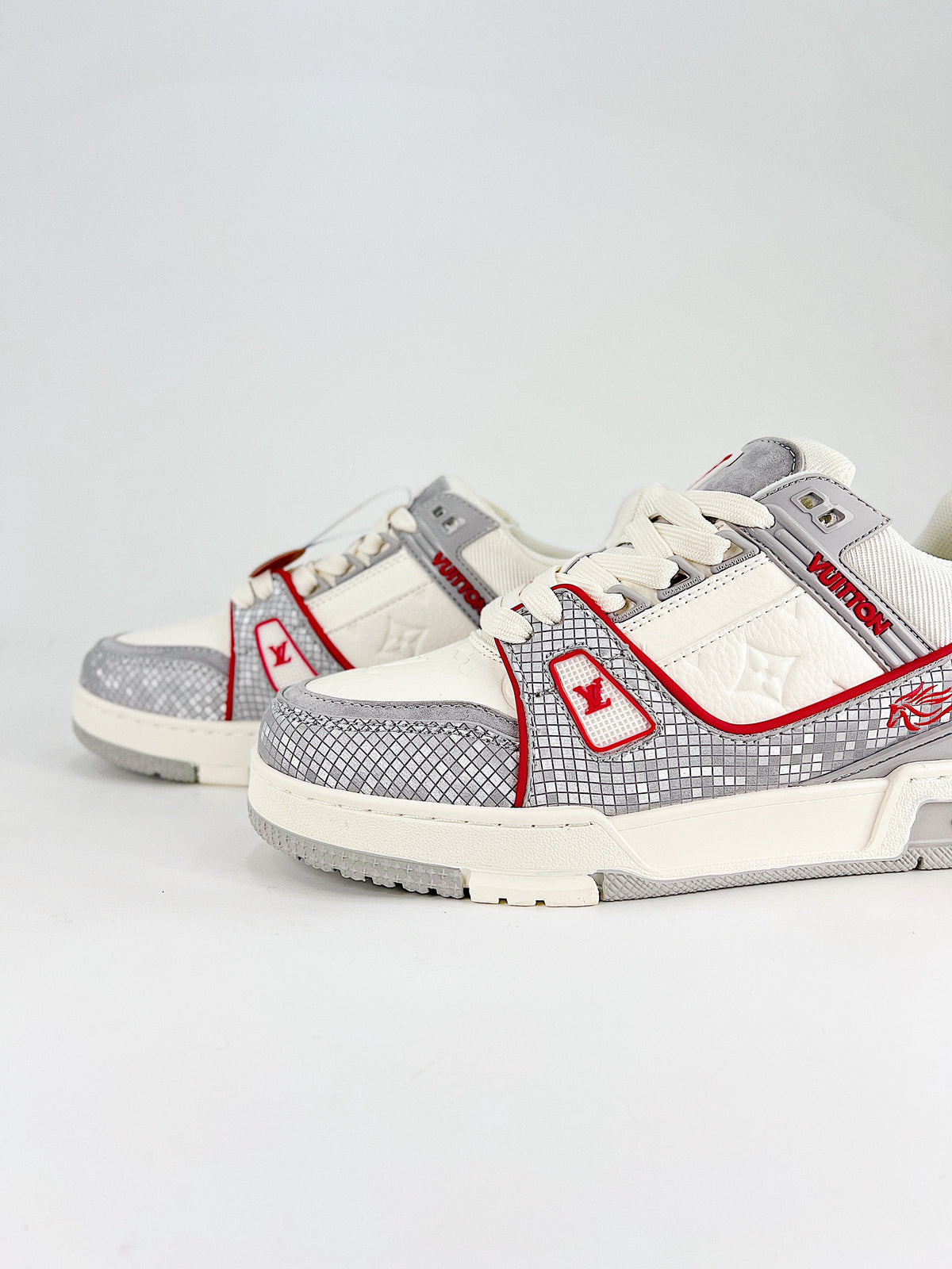 Louis Vuitton LV Trainer White Silver Red - Front angle