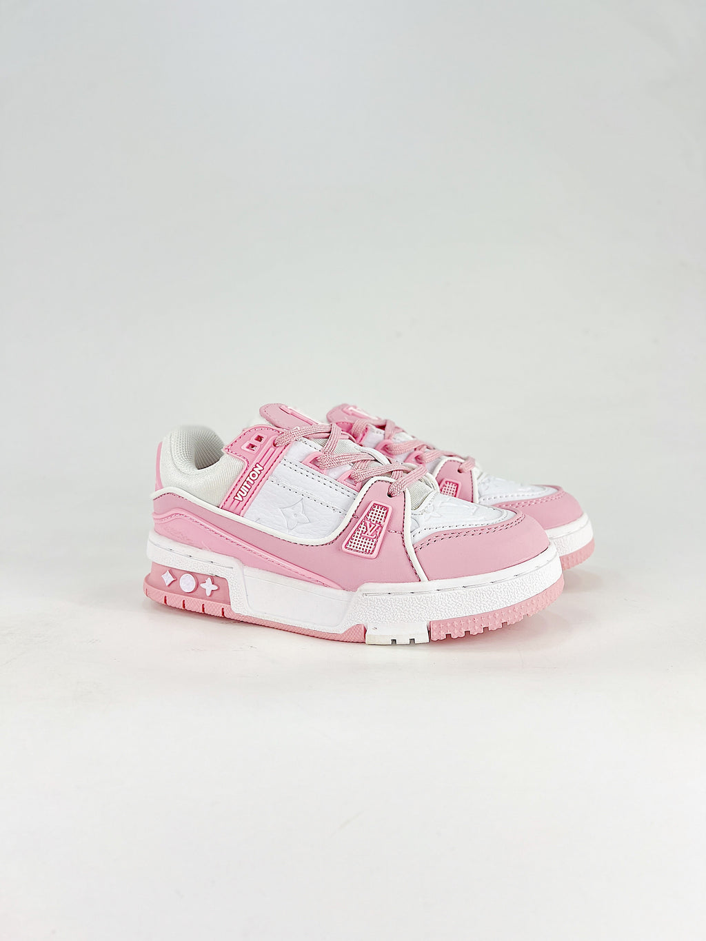 LV Trainer Sneaker Pink White – heel view