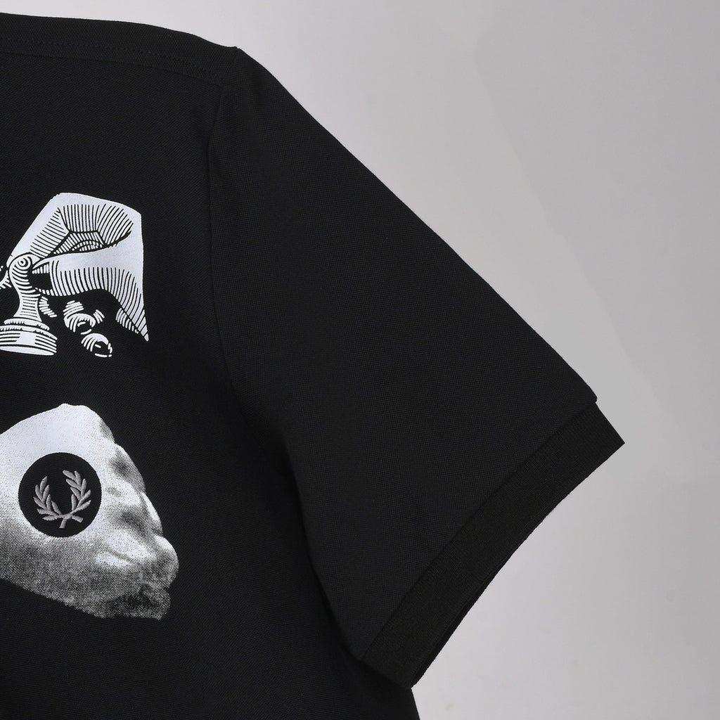 BLACK GRAPHIC POLO T-SHIRT