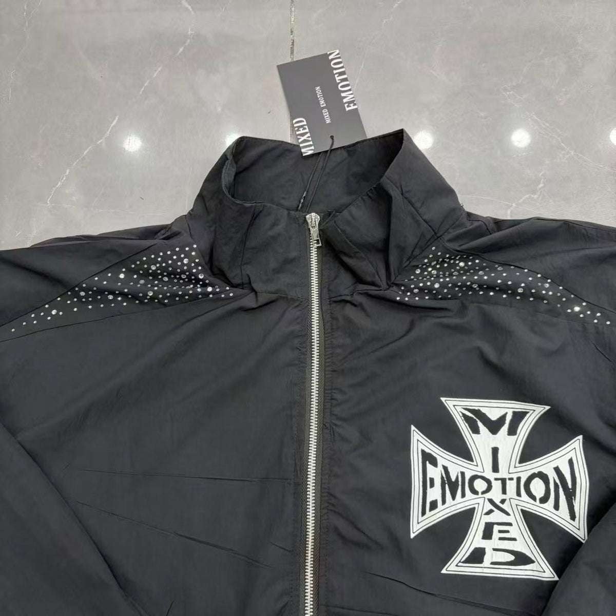 MIXED EMOTION - Tracksuit TOP