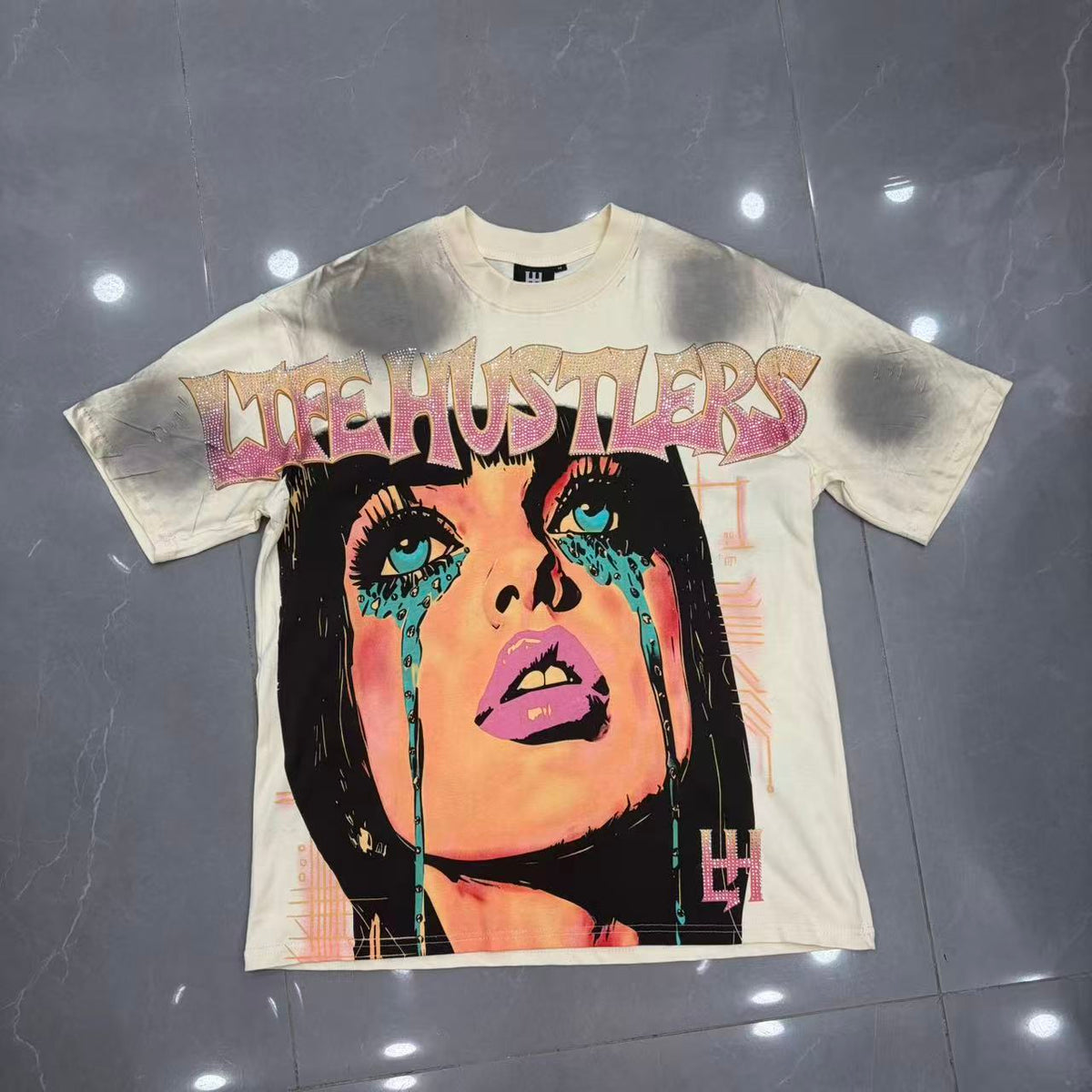 LIFE HUSTLER GRAPHIC T-Shirt