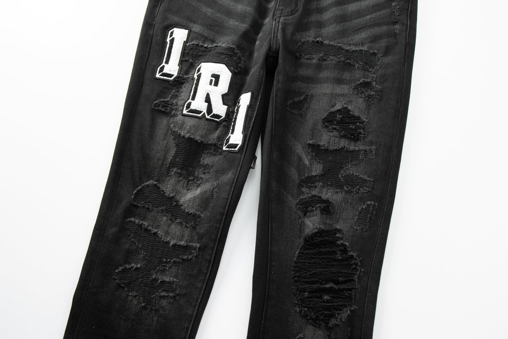 Amiri MA Varsity Letter Black Distressed Jeans - Knee distressing detail