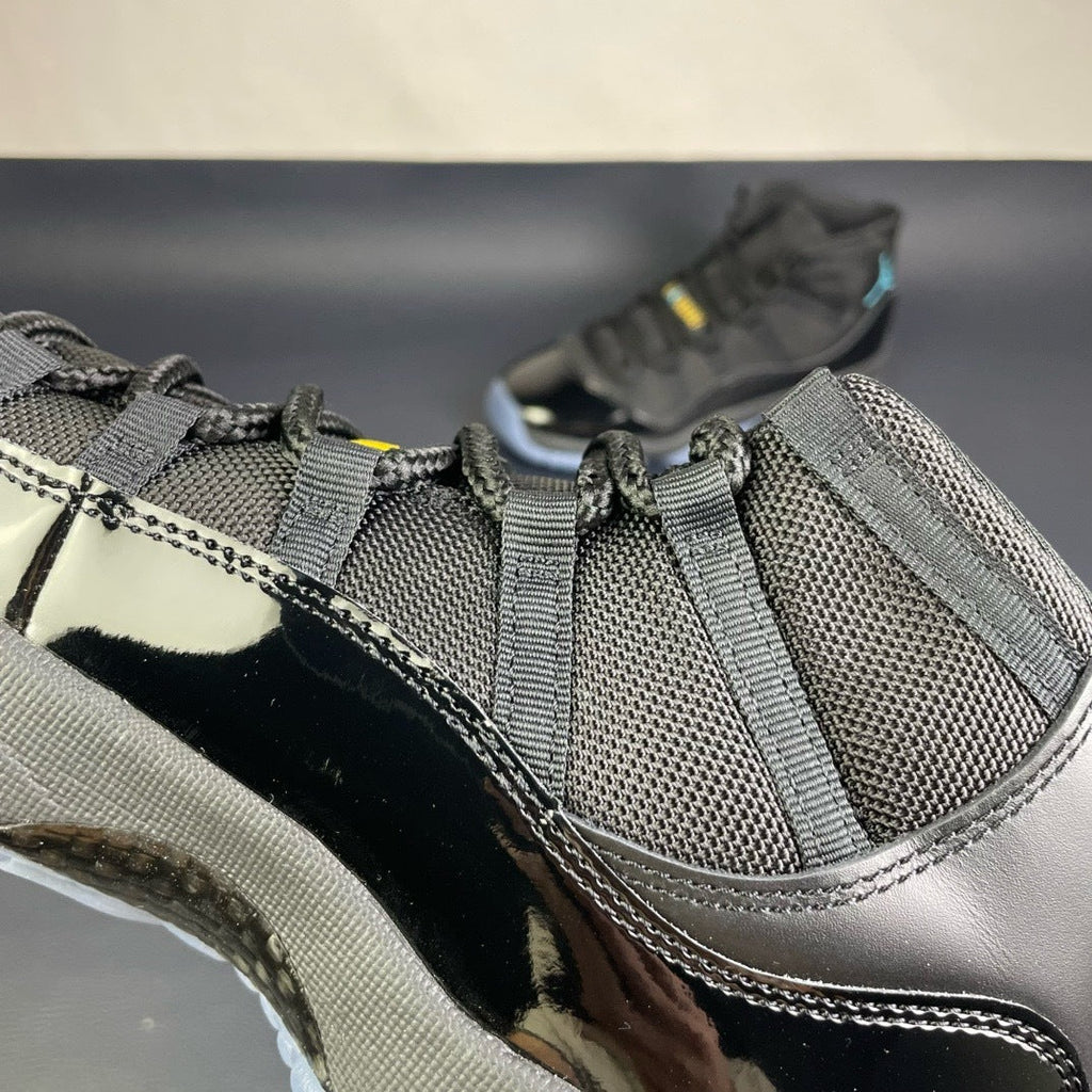 Air Jordan 11 Gamma Blue - Sole view