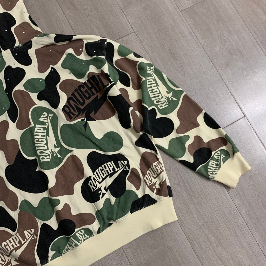 Rough Play Camo Full-Zip Hoodie - Sleeve detail