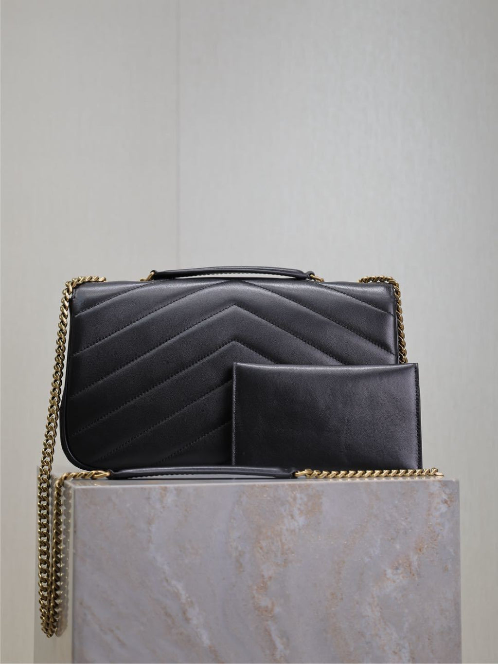 Saint Laurent College Medium Bag Black – front with YSL logo and envelope pouch