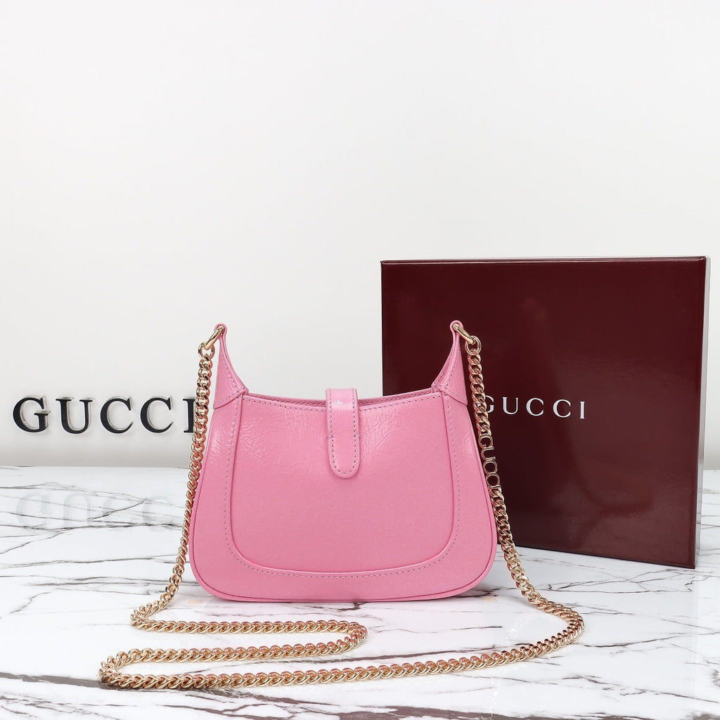 Gucci Jackie 1961 mini bag interior cream lining with flat pocket