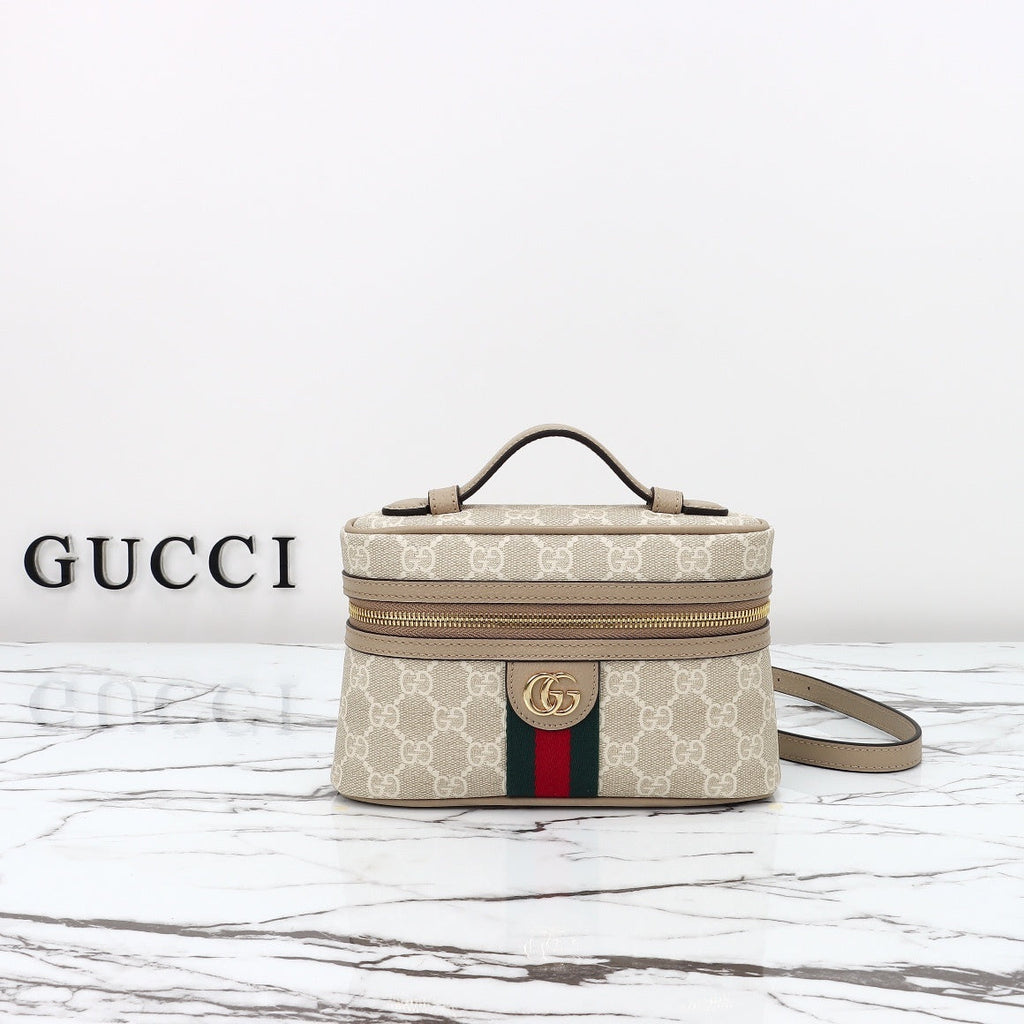 Gucci Ophidia mini bag Double G clasp and Web stripe close-up