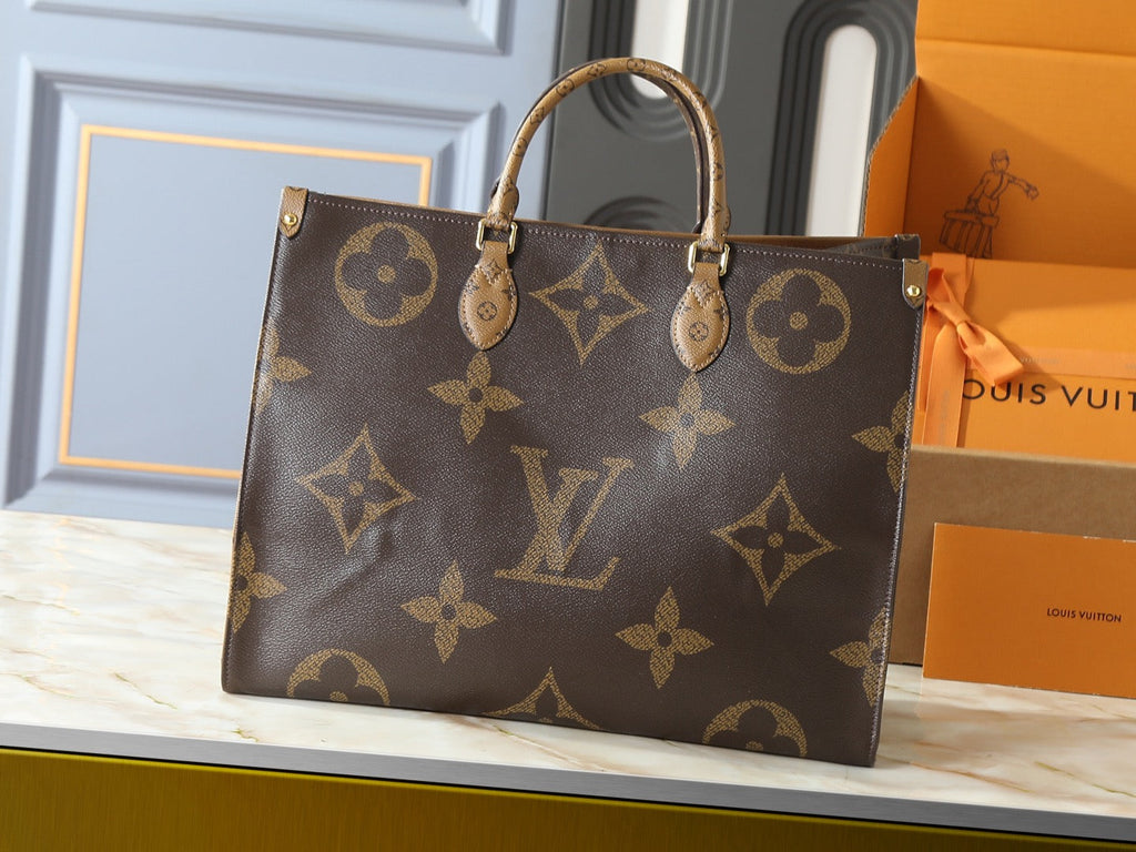 Louis Vuitton OnTheGo GM – Front View Giant Monogram Canvas
