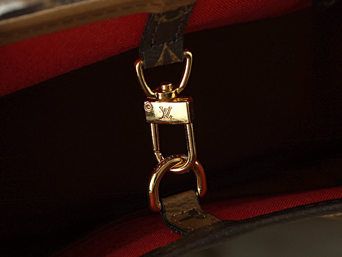 Louis Vuitton OnTheGo GM – Gold LV Hardware Close-Up