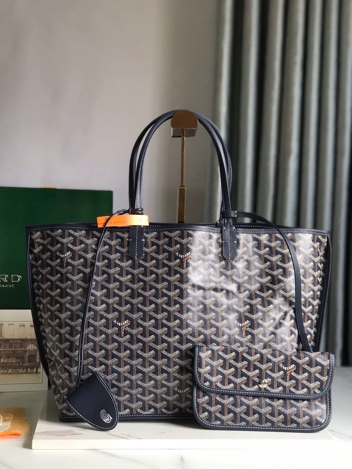 Goyard Saint Louis Tote Black - bottom view