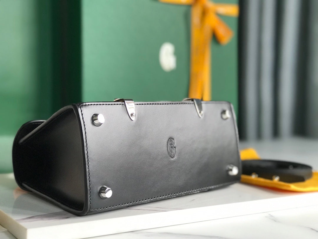 Goyard Saigon Mini Bag Black – front view with gift box