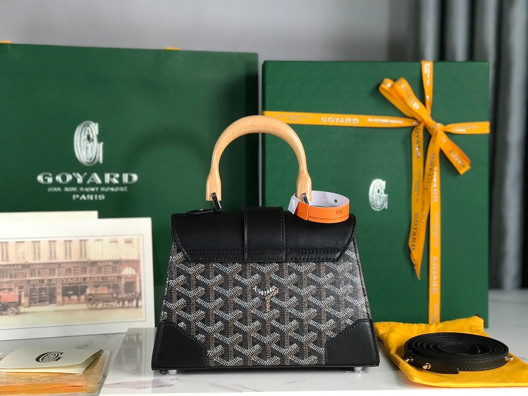 Goyard Saigon Mini Bag – wood handle close-up