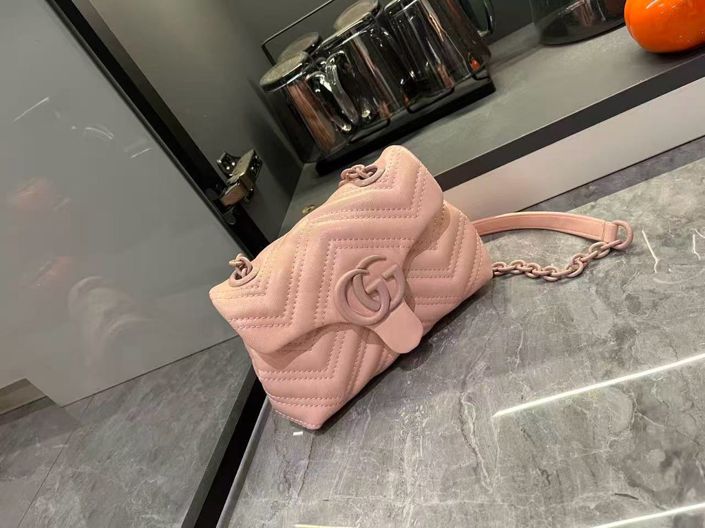 Gucci GG Marmont Mini Flap Bag Blush Pink – interior view