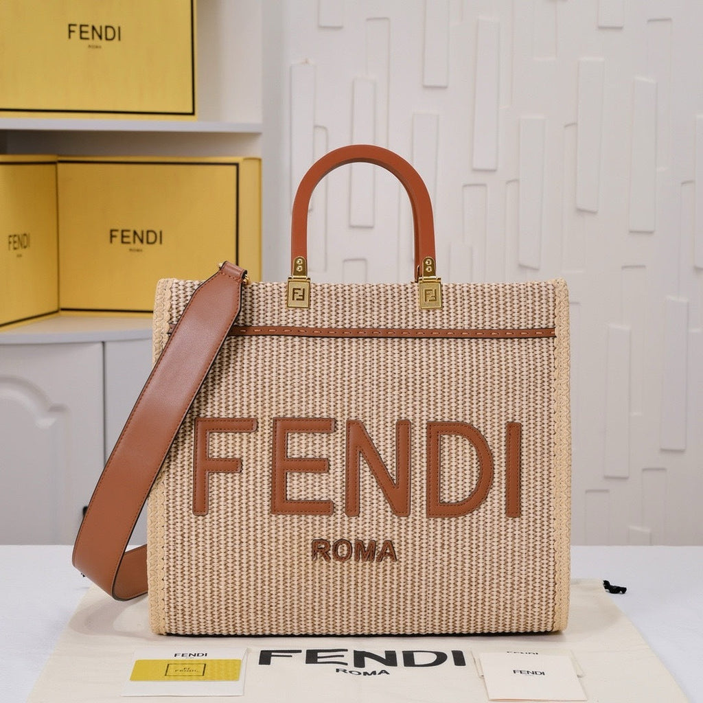 Fendi Sunshine Medium Tote - FENDI ROMA interior label detail