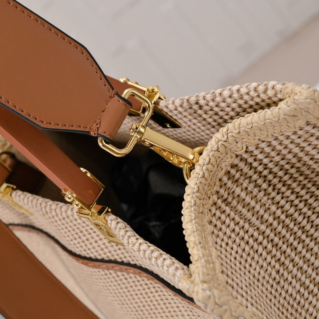 Fendi Sunshine Medium Tote - Gold-tone FF clasp hardware detail