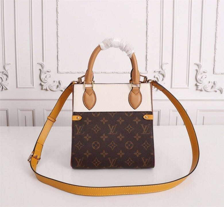 Louis Vuitton Fold Tote interior view