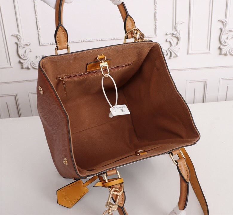 Louis Vuitton Fold Tote interior open