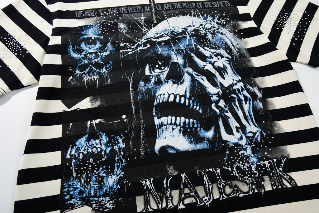 MAJESTIK GRAPHIC ZIP UP COLLARD T-SHIRT