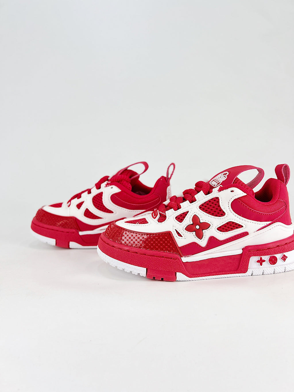 LV Skate Sneaker Red White - Three quarter rear view pair