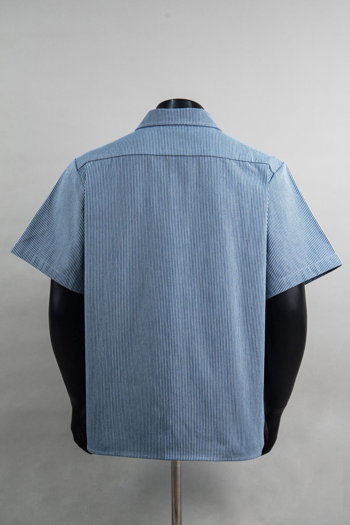 CORTEIZ - BUTTON UP T-SHIRT