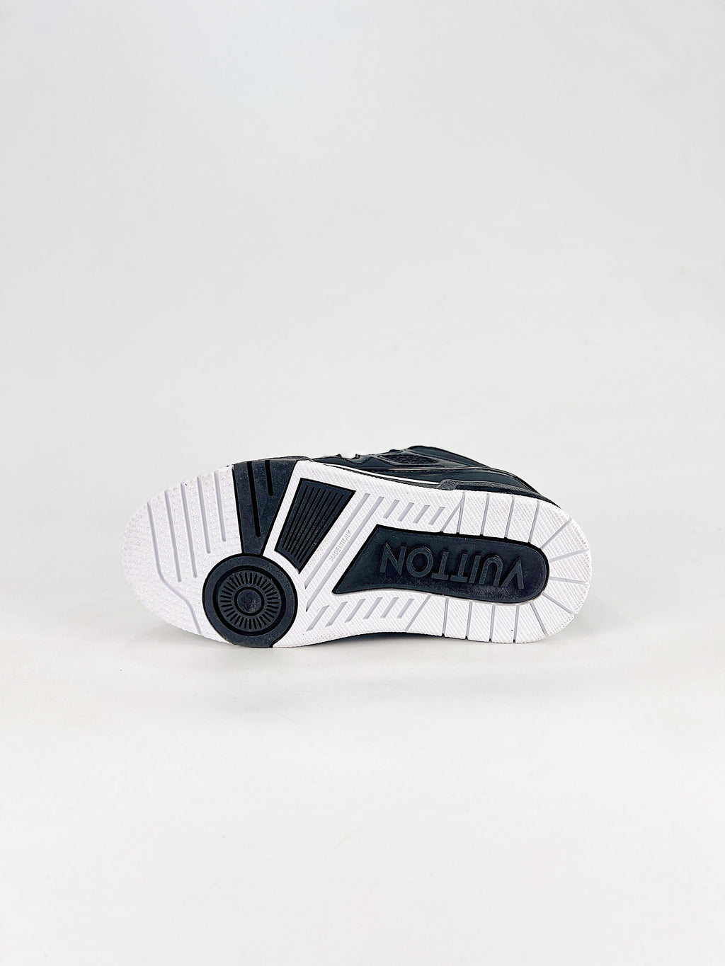 LV Skate Sneaker Black White – outsole view