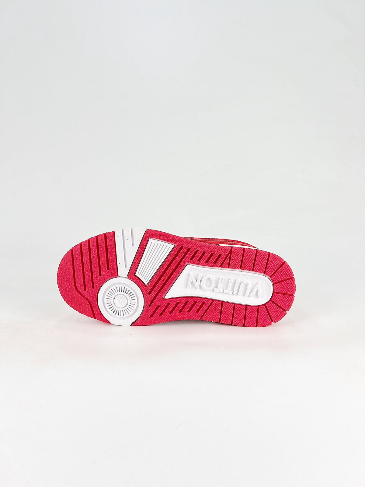 LV Trainer Maxi Red White - Outsole view