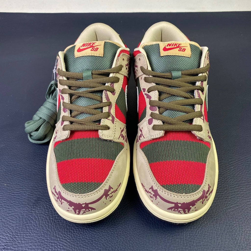 Nike SB Dunk Low 'Freddy Krueger'