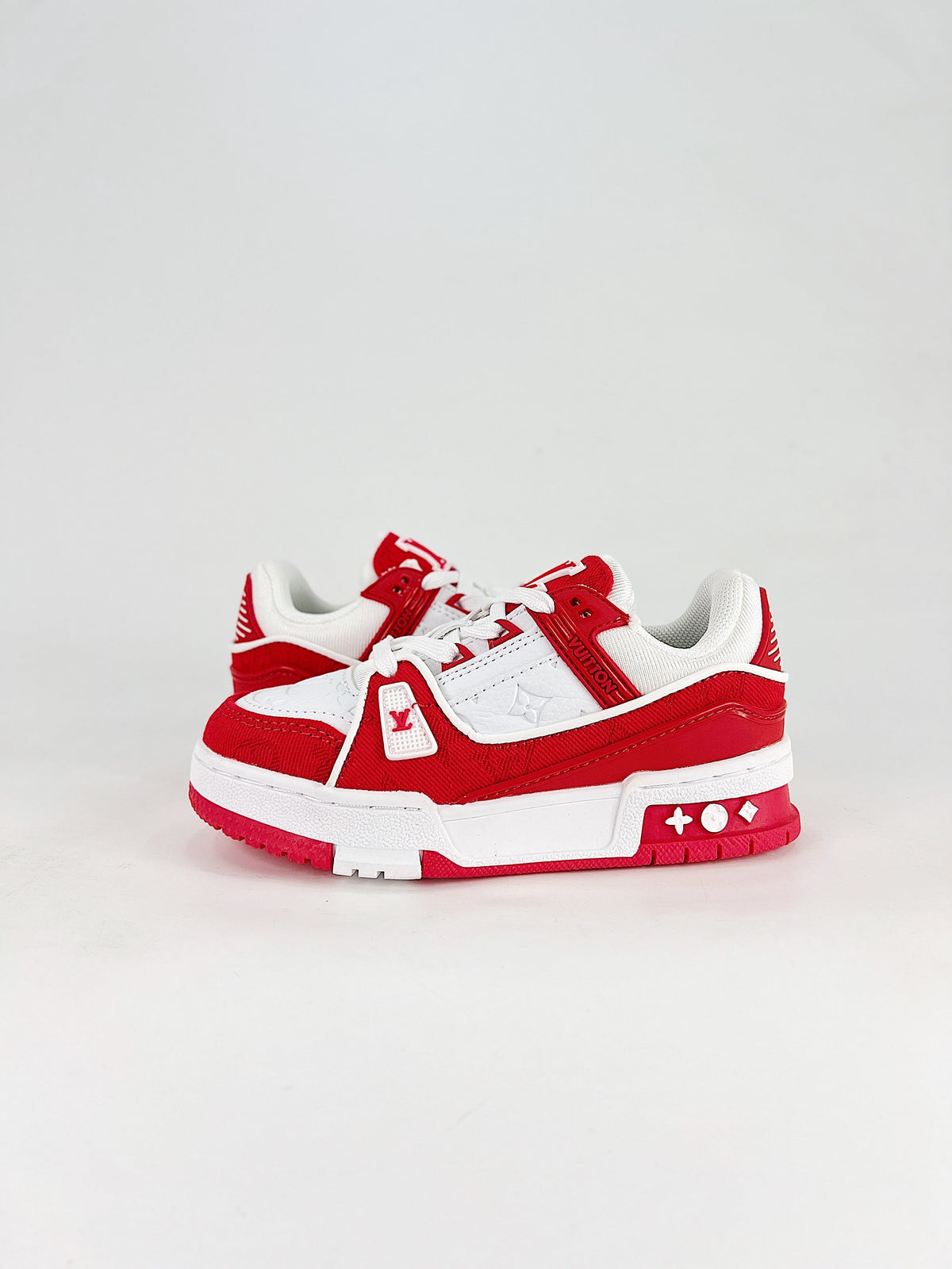 LV Trainer Maxi Red White - Top down view